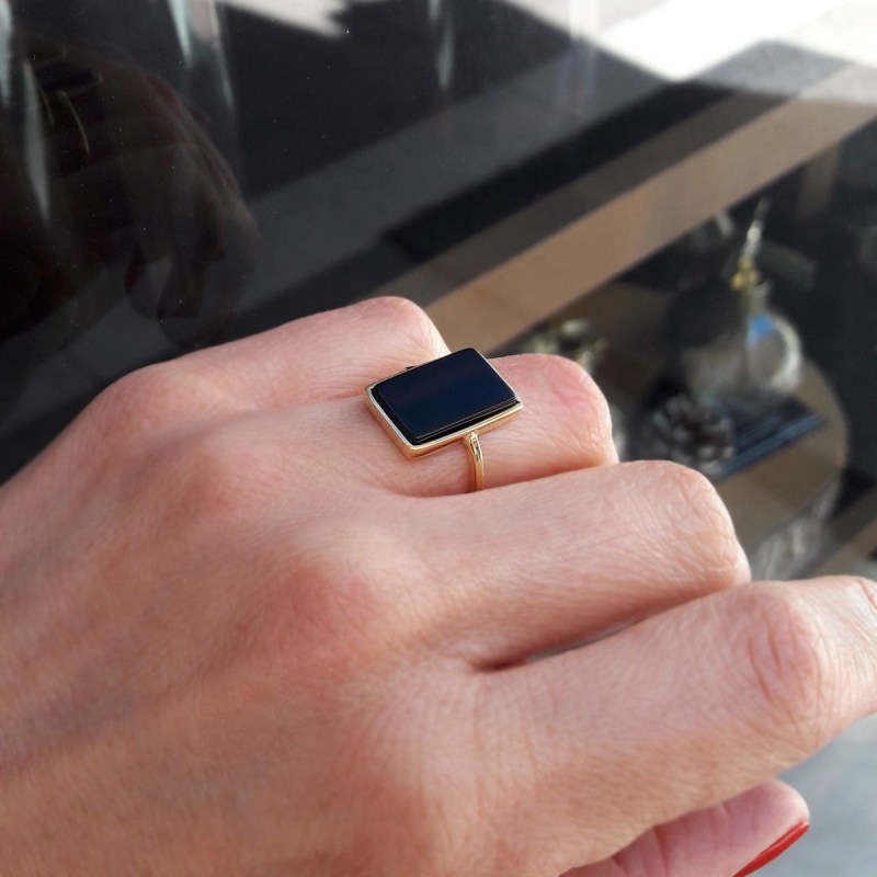 blac-onyx-gold-ring-1