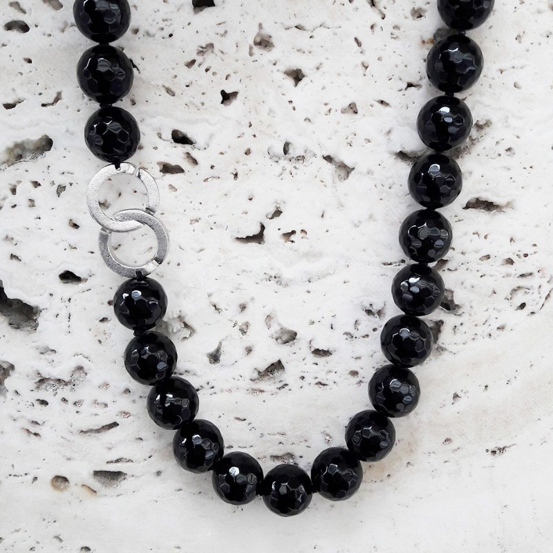 black-onyx-necklace-art
