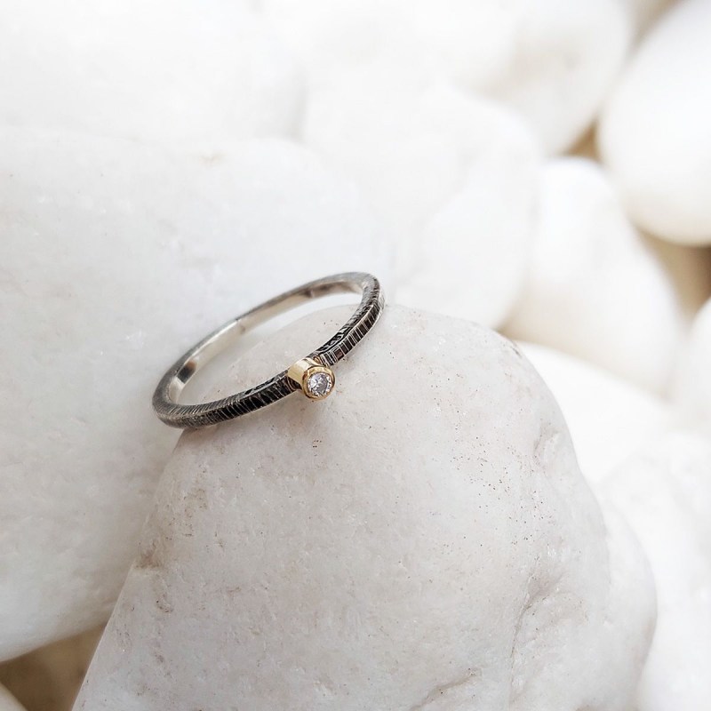 one-stone-ring-18k